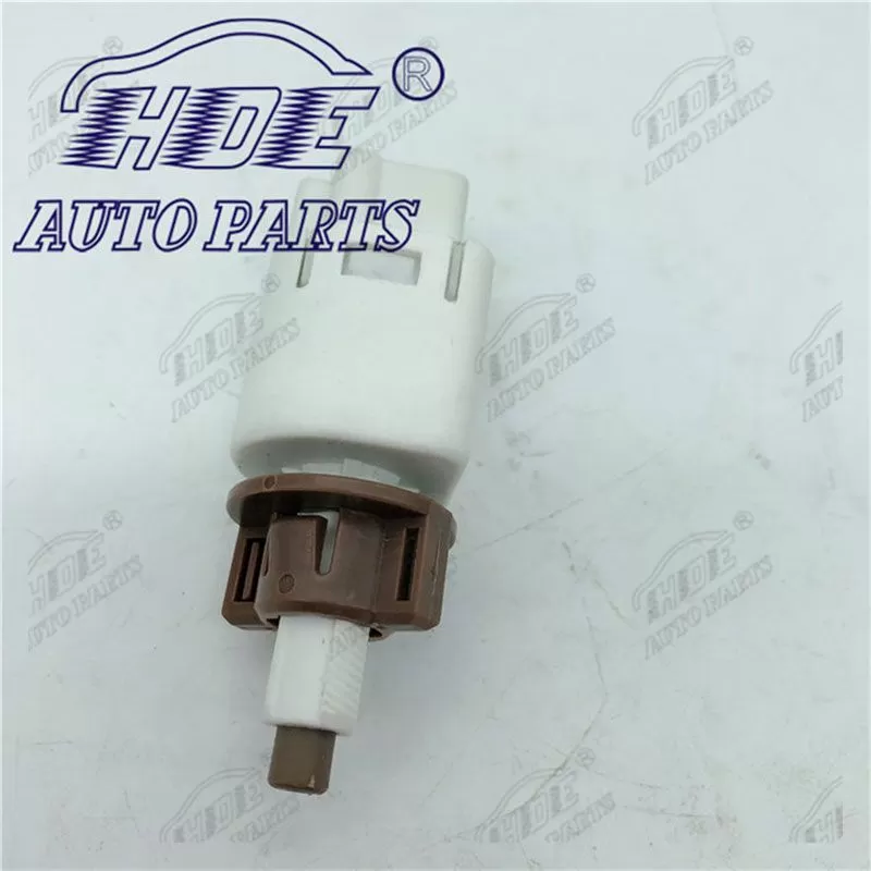 84340-09041 8434009041 Stop Lamp Switch for Toyota Corolla Rav4 Hilux