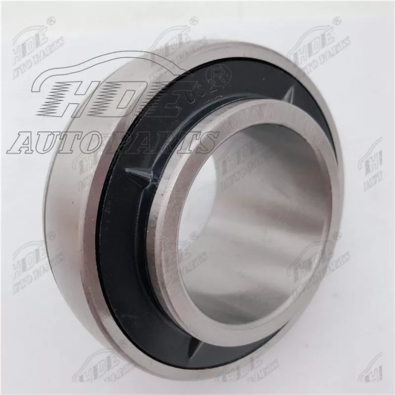 UC211 0693768160000 Radial Insert Ball Bearing 55x100x55.6 mm